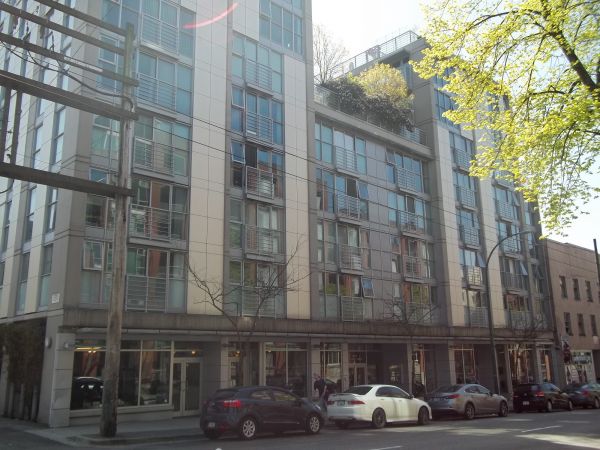 168 Powell St